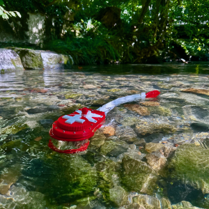 Robot zebrafish navigating in an actual river